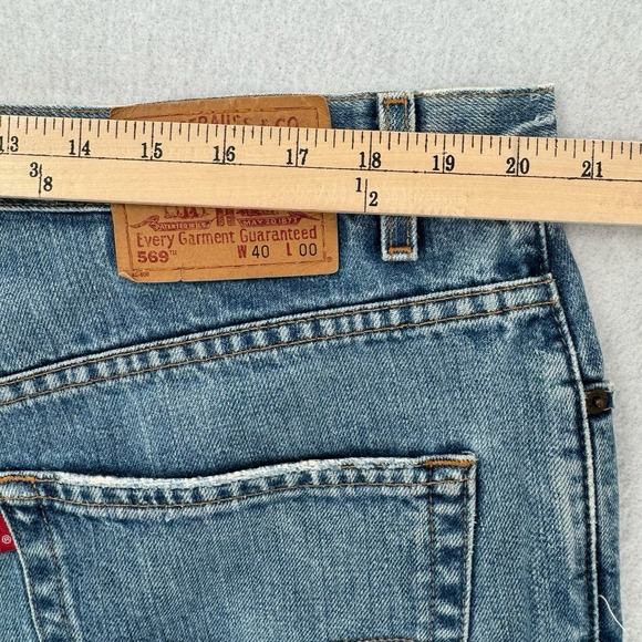 Vintage Levi's 569 Denim Shorts Mens 40 Blue Loose Fit Zip Fly Y2K Baggy Grunge - Picture 6 of 8